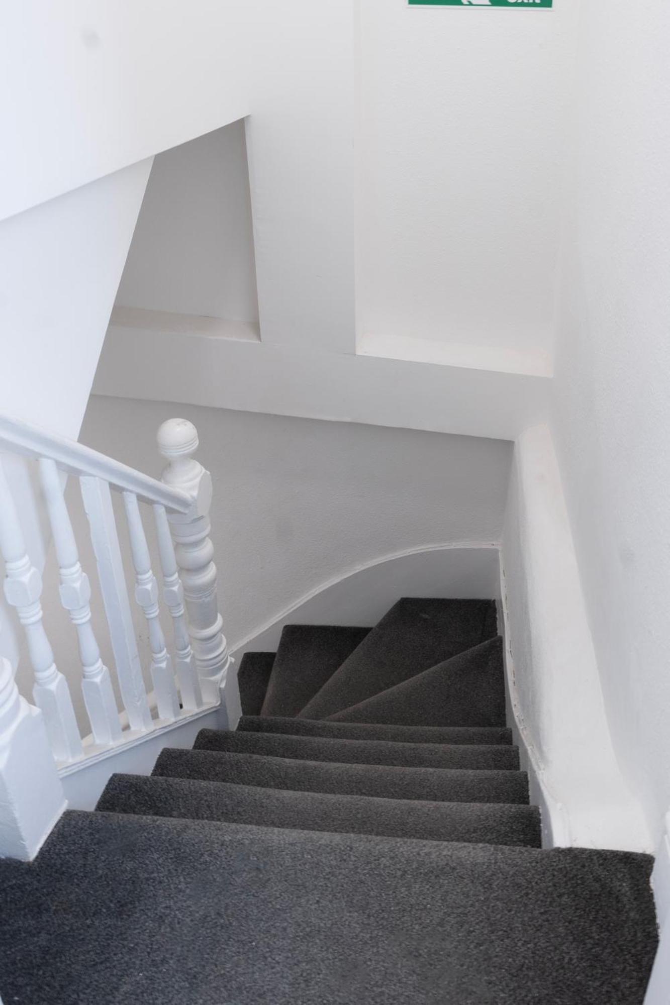 5C- Stylish Urban Retreat - Spacious 2 Bed Flat Лондон Экстерьер фото